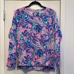 EUC Lilly Pulitzer Luxletic Beach Comber Pullover in Just a Lil Jelly